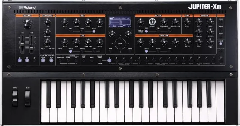 Roland ZEN-Core syntetizátor 37 kláves
