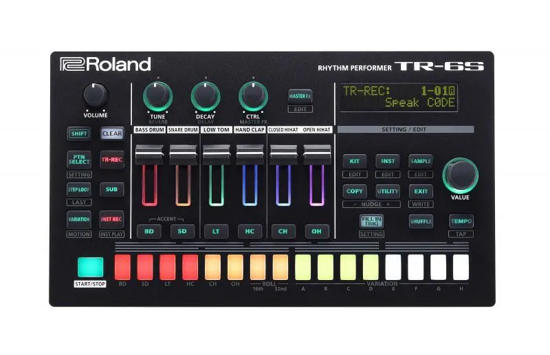 Roland kompaktní dobíjecí stanice, syntezátor a zvukový modul