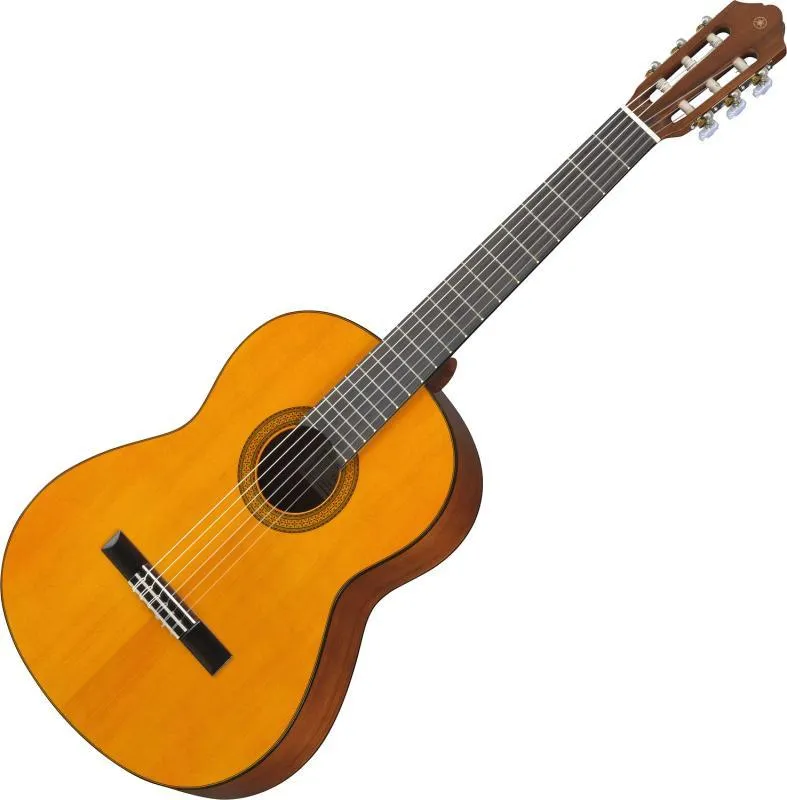 Yamaha 4/4 klasická kytara CG102