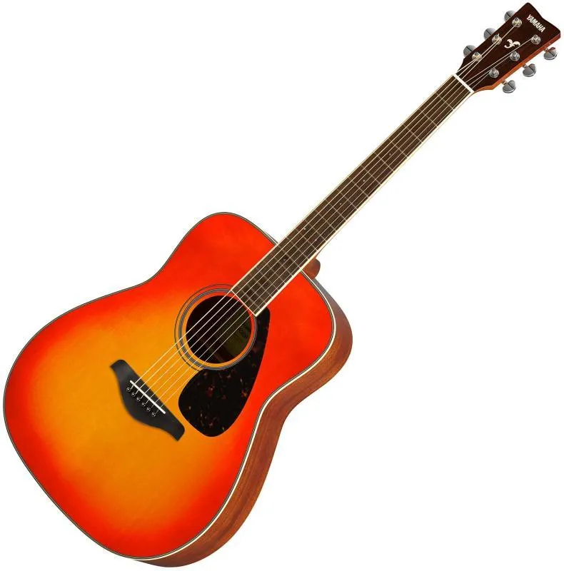 Yamaha Dreadnought akustická kytara FG820, podzimní burst