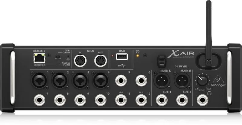 Behringer XR12