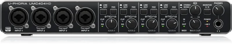 Behringer UMC404HD