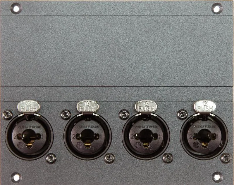 Klotz 4-kanál XLR/TRS kombinovaný modul - 21 HP pro 19