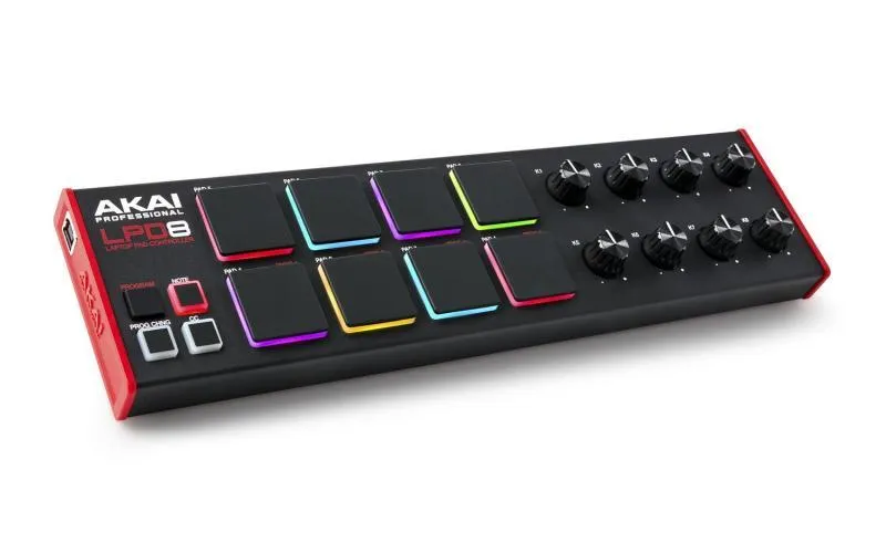 Akai Pro USB/MIDI kontroler, 8 RGB pad, 8 Q-link, MPC Beats