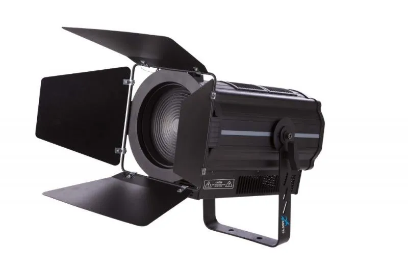 Sagitter Fresnel LED lampa 200W ZOOM 3200K