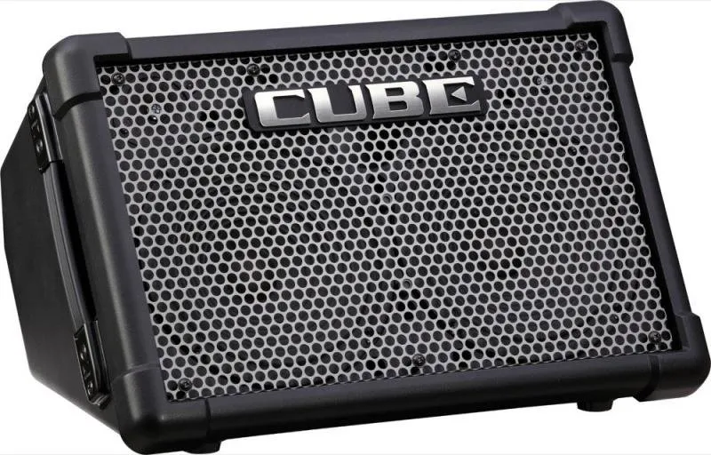 Roland přenosný stereo zesilovač 50W, 2x8