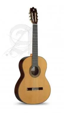 Alhambra ALH-4PAlhambra Gitár 4P Cédrus, indiai rózsafa, ébenfa fogólap.