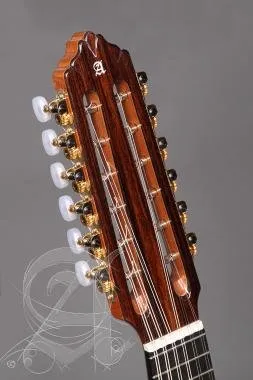 Alhambra ALH-B-6 P AAlhambra Gitár B-6 P A Német, indiai rózsafa, ében fogólap. Calvete típus