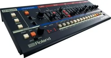 Roland JU-06A Boutique Juno szintetizátor modul