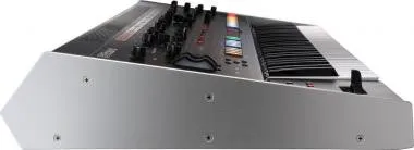 Roland JUPITER-X ZEN-Core szintetizátor 61 billentyű