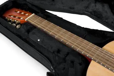 Gator GL-CLASSIC Könnyű, merev EPS polyfoam keménytok klasszikus gitárhoz