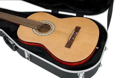 Gator GC-CLASSIC Deluxe öntött műanyag keménytok klasszikus gitárhoz