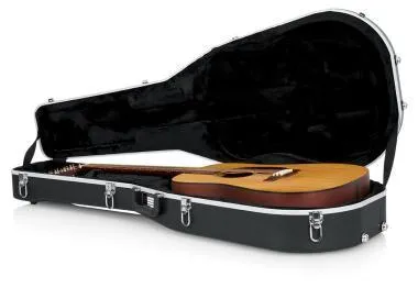 Gator GC-DREAD-12 Deluxe öntött műanyag keménytok dreadnught fazonú 12 húros akusztikus gitárhoz