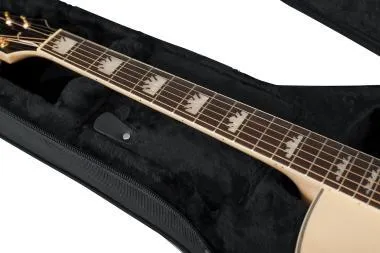 Gator GL-JUMBO Könnyű, merev EPS polyfoam keménytok jumbo fazonú akusztikus gitárhoz
