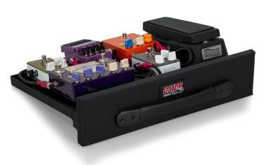 Gator GPT-BLACK fa pedal board hordtáskával, 46x30,5 cm