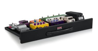 Gator GPT-PRO fa pedal board hordtáskával, 72x40,5 cm