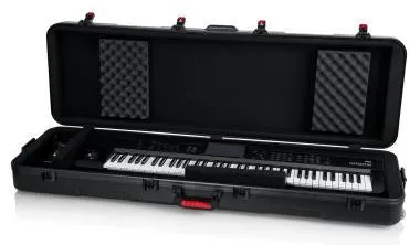Gator GTSA-KEY88SL TSA öntött műanyag keyboard keménytok vékony kialakítású 88 billentyűs hangszerhez, kerekekkel