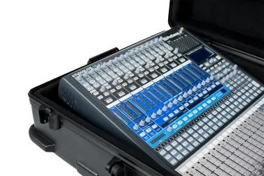 Gator GTSA-MIX203008 TSA öntött műanyag keménytok keverőpulthoz vagy kellékekhez, TSA reteszekkel, 20