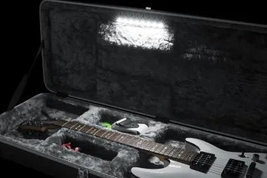 Gator GC-ELECTRIC-LED Öntött műanyag keménytok elektromos gitárhoz, beépített LED világítással