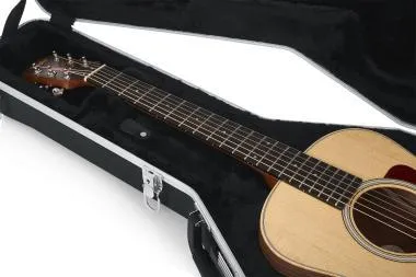 Gator GC-GSMINI Deluxe öntött műanyag keménytok Taylor GS Mini akusztikus gitárhoz