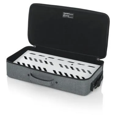 Gator GT-2412-GRY Szürke hordozható táska pedálok és midi kontrollerek részére 61*30