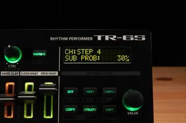 Roland TR-6S Dobgép és munkaállomás kompakt kivitelben
