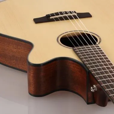 Cort Co-CEC-7-NAT klasszikus gitár elektronikával, natúr