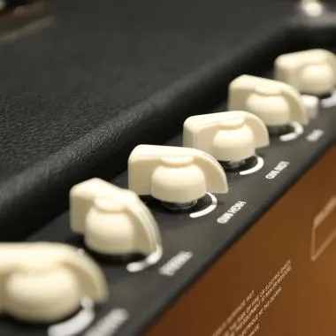 Cort Co-CM150B basszusgitár erősítő, 150 Watt