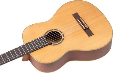 Ortega R122 Klasszikus Gitár, tartozék tokkal