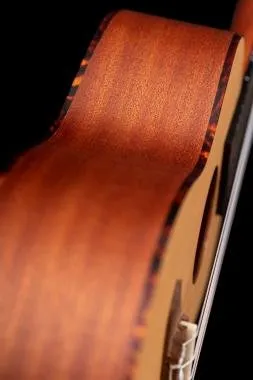 Ortega RU5 koncert ukulele natúr szín