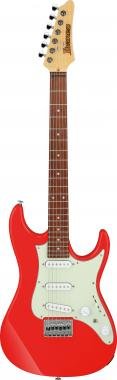 Ibanez elektrická kytara, červená barva, model ST