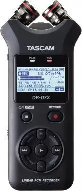 Tascam TM-DR07X Hordozható, 2 csatornás, sztereó rögzítő és USB-interfész, AB/XY mikrofonnal, memóriakártya nélkül!