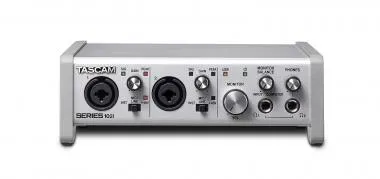 Tascam TM-SERIES102I USB-interfész, 2+8 (analóg+optika) bejárat, 2 (analóg) kijárat, ADAT IN