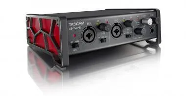 Tascam TM-US2x2HR Ultra-HDDA mikrofon előfokok, ultra alacsony zajszinttel, 2 be- és 2 kimenet, 192kHz/24-bit, IOS kom