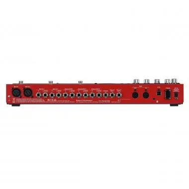 BOSS RC-600 Loop Station 6 sávos