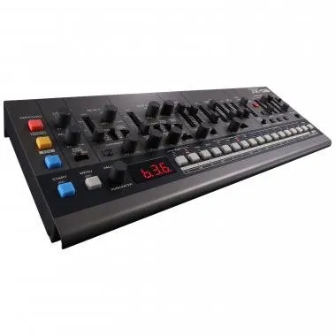 Roland JX-08 Boutque JX-8P szintetizátor