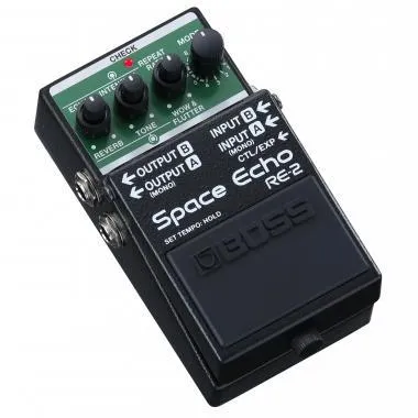 BOSS RE-2 Space Echo digitális delay
