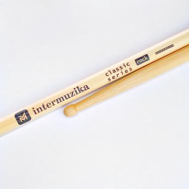 Vic Firth Rock American Classic bubenické paličky, hickory, délka: 406mm, průměr: 15,1mm