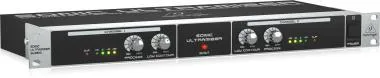 Behringer SU9920 processzor, sztereó hangjavító