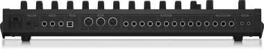 Behringer RD-8 MKII dobgép, analóg, 16 dobhanggal, 16-step sequencer, hullámtervezővel és kétmódú szűrővel