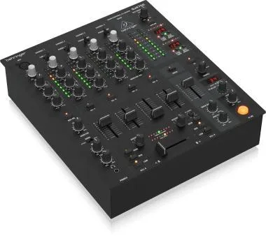 Behringer DJX750 keverő, DJ, 5 csatorna, fejlett digitális effektek, BPM számláló