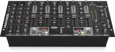 Behringer VMX1000USB keverő, DJ, rack, 7 csatorna, USB/Audio interfész, BPM számláló, VCA vezérlés