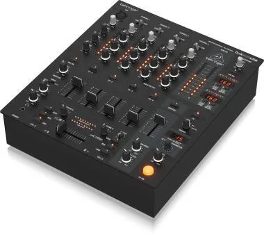Behringer DJX900USB keverő, DJ, 5 csatorna, INFINIUM VCA Crossfader, digitális effektek, USB/Audio interface