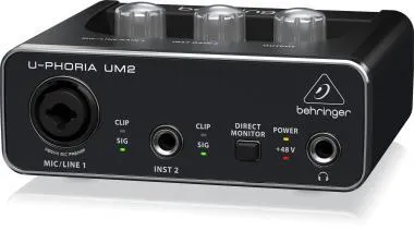 Behringer UM2 interfész/hangkártya, 2-be/2-ki, XENYX mikrofon-előerősítővel, USB