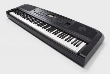 Yamaha DGX-670B digitális zongora, hordozható kivitel, 88 billentyűs GHS mechanika, USB, Bluetooth
