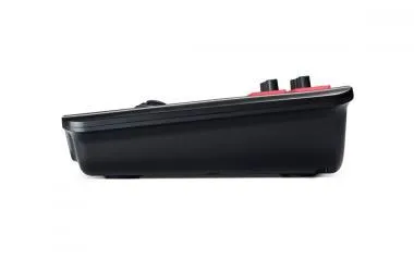M-Audio Oxygen 25 (MK V) USB/MIDI vezérlő, 25 billentyű, 8 pad, 8 forgó-, 1 tolópotméter