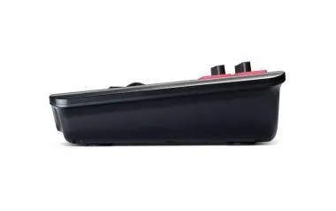 M-Audio Oxygen 61 (MK V) USB/MIDI vezérlő, 61 billentyű, 8 pad, 8 forgó-, 9 tolópotméter