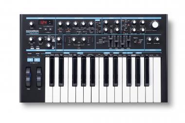 Novation Bass Station II analogový syntezátor, 25 kláves, 2 oscilátory