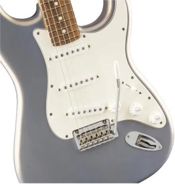Fender Player Stratocaster, Pau Ferro fogólap, ezüst, elektromos gitár