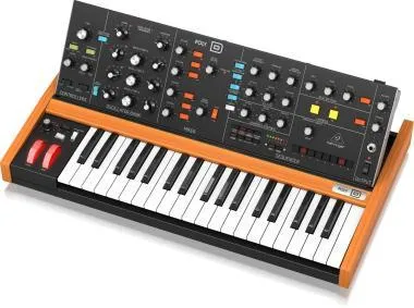 Behringer POLY D szintetizátor, analóg, 37 billentyűvel, félig súlyozott